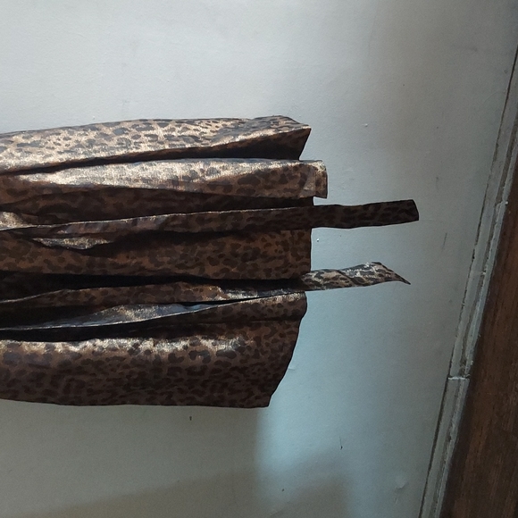 BNWOT Size 24W Jessica Howard cocktail Dress with gold designs - Picture 7 of 12